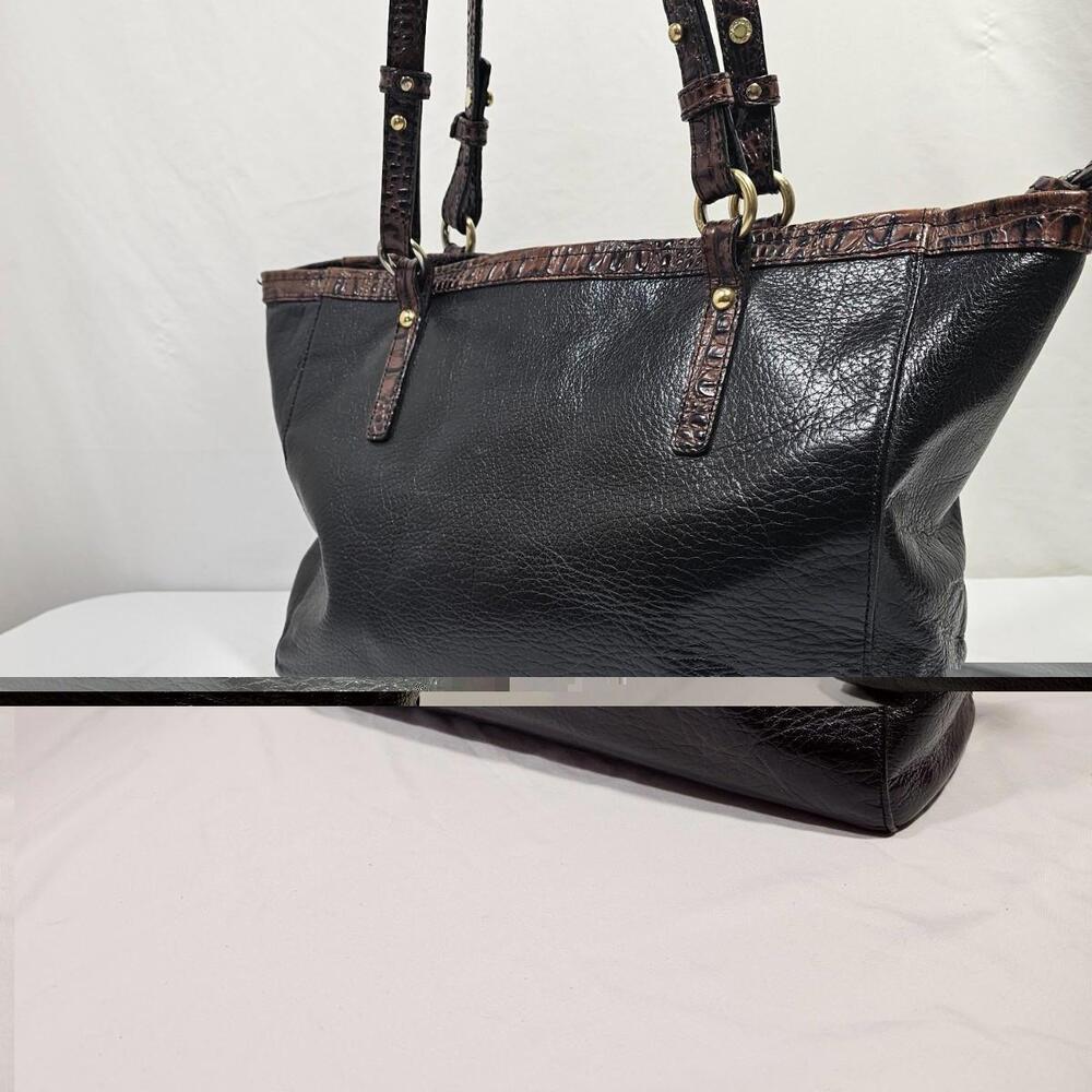 Brahmin Black Crocodile Embosed Leather Zippered Tote Shoulder Bag Purse - Picture 3 of 15